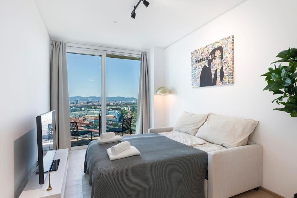 Design Apartment With Amazing View Over Viyana Dış mekan fotoğraf